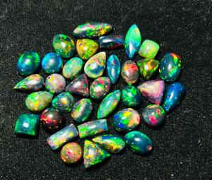 Opales noires naturelles de qualité supérieure, cabochons de formes variées, pierres précieuses en vrac avec jeu de couleurs, collection de 3 à 5 carats - Product Image 3