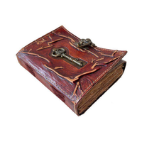 Carnet à couverture rigide en cuir véritable fait main, avec clé religieuse antique en relief, livre de sorts de sorcellerie Wiccan, vintage, Halloween, païen
