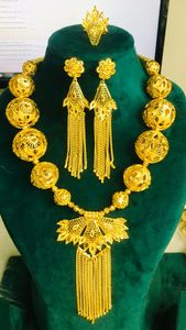 สร้อยคอคริสตัลคลาสสิกสำหรับผู้หญิง สำหรับงานแต่งงานหรืองานปาร์ตี้ ส่งออกไปยังสหรัฐอเมริกาและฝรั่งเศส - Product Image 3