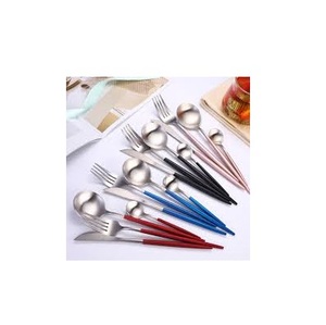 Cubiertos de calidad superior Diseñador clásico Hecho a mano Lujo Mejor cubertería Clásico Elegante Venta al por mayor Cubiertos de metal decorativos nuevos - Product Image 4