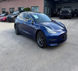 รถเทสล่า โมเดล 3 ลองจ์เรนจ์ AWD ปี 2020 มือสอง สภาพดี พวงมาลัยซ้าย/ขวา - Product Image 1