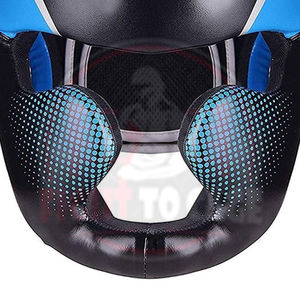 ที่ครอบฟันสำหรับชกมวย ทำจากหนัง PU สีน้ำเงินและดำ ตัดกันสวยงาม ปรับแต่งได้เต็มที่ พร้อมโลโก้ตามสั่ง สวมใส่สบาย เหมาะสำหรับเยาวชนในการฝึกซ้อม - Product Image 5