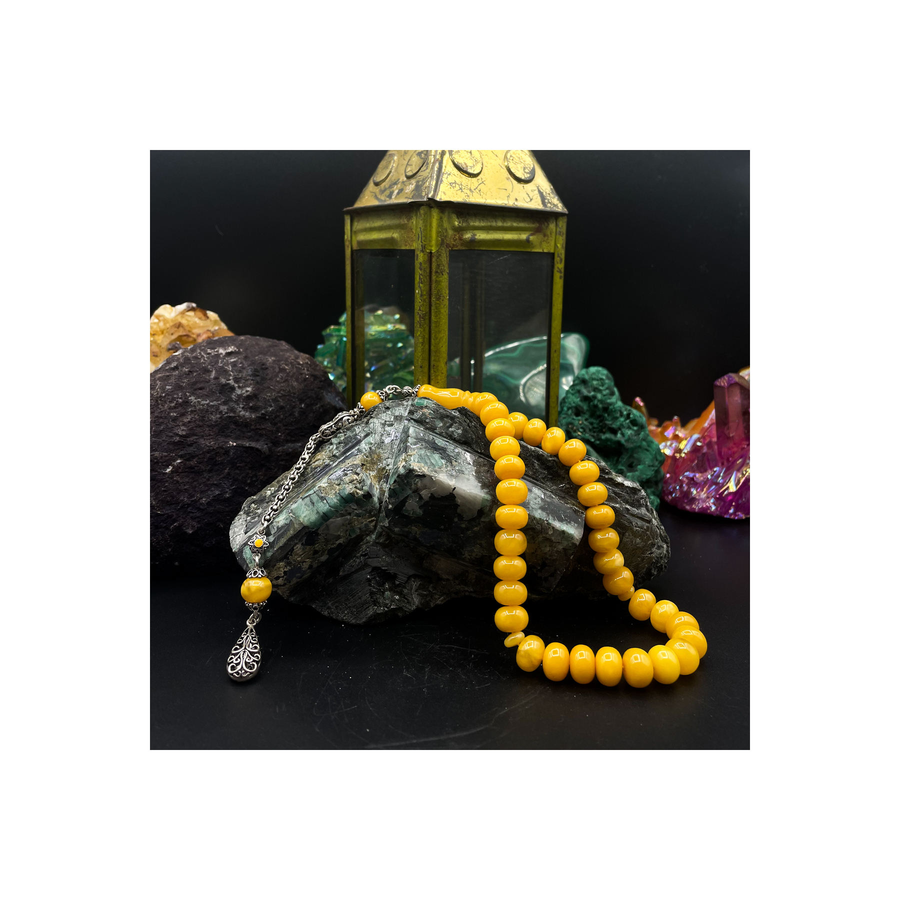 สีเหลือง