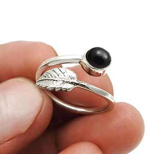 Bague en argent sterling 925 de qualité supérieure avec pierre précieuse en onyx noir sertie dans un style bohème, taille réglable à bas prix - Product Image 3