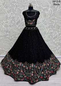 Belle Robe Incroyable Chinnon Lehenga Choli & Dupatta Avec Multi Fil Zari Séquence Fantaisie Broderie Travail Fournisseur En Gros - Product Image 6