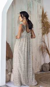 2024 Custom Summer New Arrival <b>Women</b> <b>Dresses</b> High Quality Fashion V-Neck Buttons Ladies Angel Sleeves <b>Sexy</b> Long Casual <b>Dresses</b> - Product Image 4