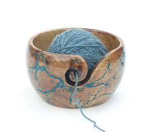 Cuenco de hilo de madera hecho a mano Lichtenberg con resina y mango tejido de madera ganchillo organizador de hilo grande cuenco multiusos - Product Image 6