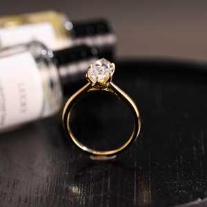 Anello di Fidanzamento Nuziale in Moissanite con Taglio a Marquise e Montatura a Tulipano con Incastonatura a Griffes Realizzato in <span class=keywords><strong>Argento</strong></span> Massiccio 925 - Product Image 3