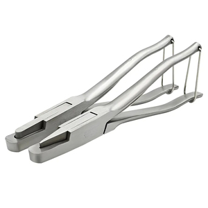 Notcher de orejas de animales de alta calidad para una identificación y marcado eficiente de cerdos y ganado vacuno - Product Image 3