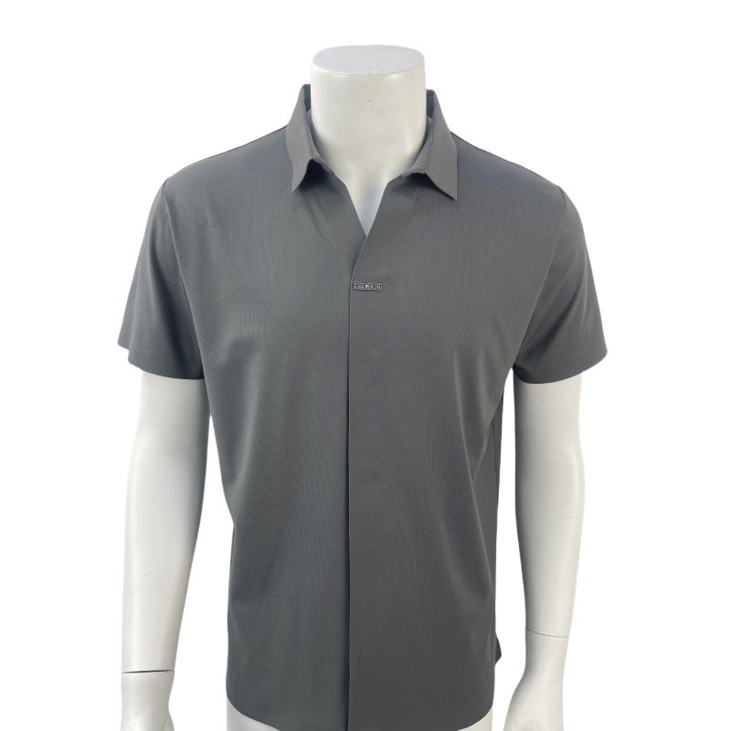 สีเทาเข้ม