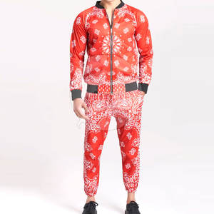 Ensemble de survêtement personnalisé pour homme, 100 % coton respirant, nouveau design, style streetwear, motif uni par sublimation, idéal pour l'hiver et les activités sportives en gros. - Product Image 1