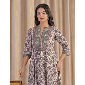 Robe Anarkali ethnique gris-vert en coton imprimé à la main, style Salwar Sari indien pour occasions spéciales, modèle Fancy - Product Image 1