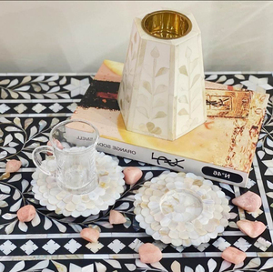 Brûleur de Bakhoor en pierre naturelle Medkhan magnifiquement conçu en nacre Brûleur de Bakhoor Mabkhara Brûleur d'encens fait à la main Décor - Product Image 1