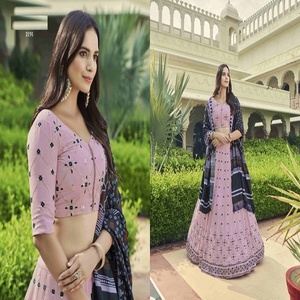 ใหม่พิเศษปักกึ่งเย็บเจ้าสาว Lehenga Choli สําหรับงานแต่งงานและโอกาสพิเศษจาก Idnia - Product Image 2