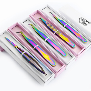 Pince à épiler courbée à pointe en fibre pour extensions de cils, outil d'isolation pour cils volumineux, meilleur kit de rehaussement et teinture de cils en acier inoxydable avec logo personnalisé - Product Image 1