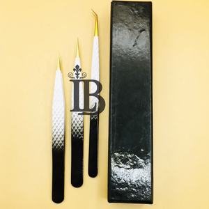 Pinces à épiler de qualité supérieure, pinces à épiler pour extensions de cils ombrées, pinces à épiler en vison, prise en main confortable, pointe fine, emballage en boîte de carton, pinces à épiler pour cils, 45 degrés - Product Image 5