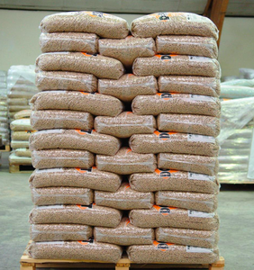 Pellets de madera ENplus-A1 en sacos de 15 kg para sistemas de calefacción, combustible de pino y haya de primera calidad, apilados en palés, desde Missouri - Product Image 6