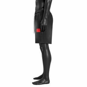 Pantalones Cortos Deportivos Negros Personalizados para Hombre, OEM ODM, Poliéster, Cintura Elástica con Cordón, Logotipo Minimalista, Estilo Atlético Informal - Product Image 4