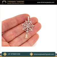 Colgante de Telaraña Personalizado en Oro Sólido de 14K con Incrustaciones de Diamantes Moissanite VVS, Diseño Único, Joyería Unisex de Alta Calidad, Regalo