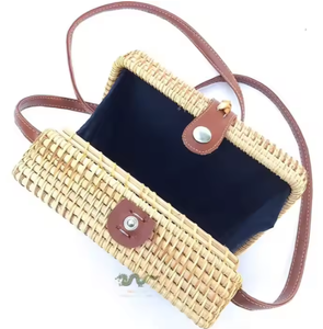 กระเป๋าหวายทรงสี่เหลี่ยมทำด้วยมือหรูหราและหรูหราสำหรับผู้หญิงทันสมัย2025สไตล์วินเทจแบบมินิมอลสำหรับฤดูใบไม้ผลิ - Product Image 3