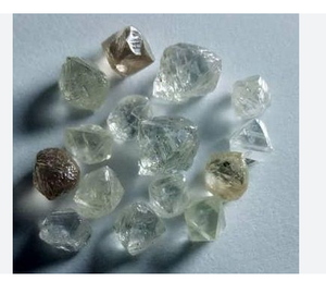 Émeraude brute non taillée, taille émeraude, couleur diamant blanc D, certifiée - Product Image 5