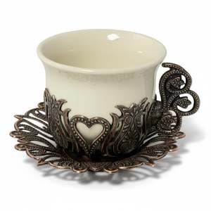 Ensemble de 6 tasses et soucoupes en fonte vintage, comprenant 6 tasses en métal et 6 soucoupes, idéal pour les cafés et les salons de thé - Product Image 2
