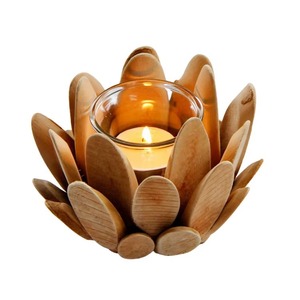 Porte-bougie en bois à fleurs, design en pétales, pour les étagères de la chambre à coucher, la décoration de table de fête, le style de bureau et la décoration quotidienne - Product Image 1