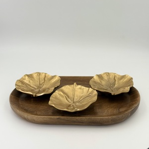 Bol de service en métal fait main pour fruits secs, décoration de table, fournisseur de bols en forme de feuille, design unique en métal fait main - Product Image 4