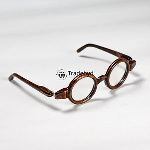Luxury <b>Wooden</b> Eyewear for Fashion Enthusiasts Lightweight Natural Frame Sunglasses by Tradebyd - Product Image 3