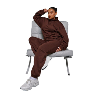 Conjunto Deportivo Flare para Mujer con Logotipo Personalizado, Pantalones Flare, Sudadera con Capucha, 100% Algodón, Conjunto de Pantalones Deportivos y Sudadera con Capucha - Product Image 2