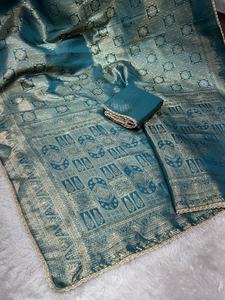 Sari en soie jacquard satinée avec tissage zari, pallu riche, bordure en dentelle perlée, sari pour femmes fabriqué en Inde en stock - Product Image 4