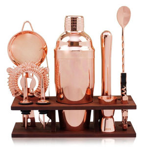 Lujoso juego de artículos de mármol y metal en oro pulido acabado con diseño vintage perfecto para bodas y eventos elegantes - Product Image 6