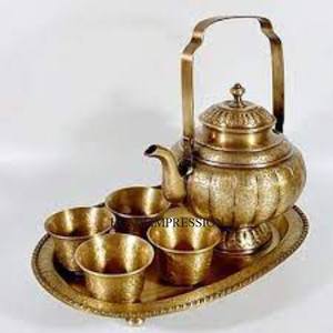 Look attrayant le plus exigeant Ensemble de créateurs d'art créatif moderne de théière et de bouilloires en laiton Fournitures d'ustensiles de cuisine - Product Image 3