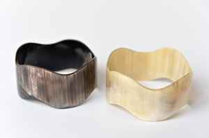 Brazalete de cuerno de búfalo pulido para producto de gran oferta con joyería de cuentas de latón - Product Image 2