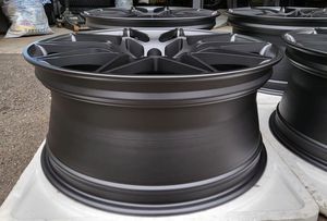 Rines Especiales Originales Fabricados para BMW M2 M3 M4 M5 M6 M8 G20 G22 G23 G30 G32 G70 G80 G82 G87 G90 F90 G80/G82/G83 M826 CLS - Product Image 5