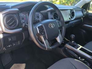 2020 Toyota Tacoma รถกระบะ SR5เกียร์อัตโนมัติเทอร์โบหนัง4L 8L แก๊สไฟฟ้าตัวเลือก R18ซ้ายแสงสีเข้มรถมือสอง - Product Image 5