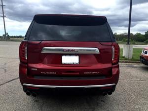 รถ GMC Yukon X-L Denali ปี 2024 สภาพสะอาดมาก ระบบขับเคลื่อน 4 ล้อ เกียร์อัตโนมัติ พร้อมส่ง - Product Image 4