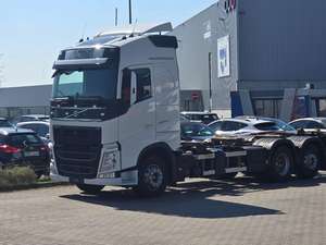 Camion lourd diesel VOL_VO FH 6x4 Euro 5 automatique 451-500 CV, capacité 31-40T, conduite à gauche, caméra arrière 360°, modèle 2020 - Product Image 3