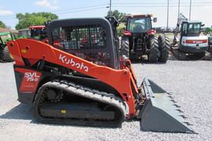 2022 Kubota-Minicargadora compacta de 74HP para trabajos pesados, - Product Image 4