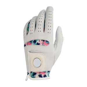 Venta al por mayor de guantes de golf de color negro para los hombres resistentes al desgaste guantes de golf Cabretta cuero Premium guantes de golf de Pakistán - Product Image 2