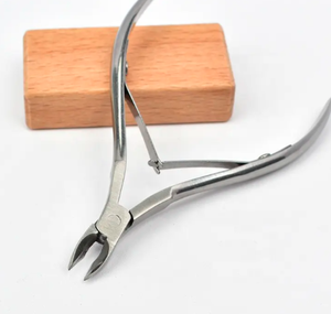 Pinzas para cutículas ergonómicas clásicas de alta calidad, alicates para uñas de pedicura curvos afilados para salón de manicura, cuidado de uñas para los dedos - Product Image 2