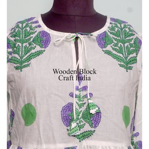 Robe midi florale d'été en coton 100% fabriquée à la main, écologique, imprimée numériquement, avec un design de fermeture à cordon, idéale pour les journées ensoleillées - Product Image 5