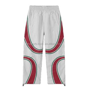 Coupe-vent en polyester et nylon léger imperméable et logo personnalisé de grande taille Survêtements pour hommes Ensemble de survêtement coupe-vent d'extérieur - Product Image 2