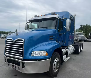 Camión Semirremolque Usado en Excelente Estado, Modelo 2018 2017 For-Macks Pinnacle CXU613, Volante a la Derecha/Izquierda, con Cabina Dormitorio, Techo Medio, para Exportación Mundial - Product Image 1