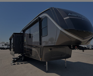 Autocaravana Usada en Excelentes Condiciones, Modelo 2026 Dutchmen Astoria 3173R-L-P - Product Image 4