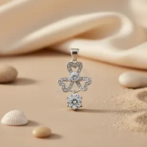 Pendentif en argent 925 avec zircone cubique, plaqué or 18 carats, bijoux chics pour femmes avec des breloques à motifs numériques - Product Image 1