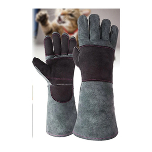 ถุงมือเชื่อมโลหะยี่ห้อส่วนตัว หนังวัวแท้ ทนความร้อน กันลื่น ทนไฟ สีดำ สำหรับงานบาร์บีคิวและตั้งแคมป์ - Product Image 1