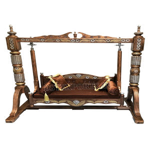 Columpio de madera de teca estilo Rajasthani para el hogar, tema antiguo, madera de teca Jhula para el hogar, columpio hecho a mano de madera maciza para sala de estar, Canadá - Product Image 1