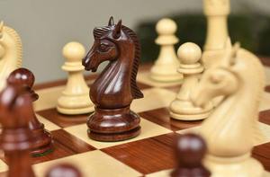 Piezas de Ajedrez Staunton de la Serie Premium Candidates en Caja de Madera de Palisandro Rosa, Rey de 3.75 Pulgadas a Precio Económico - Product Image 2