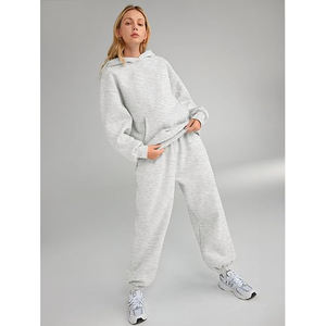 Trending 2025 mujeres corto transpirable polar chándal logotipo personalizado Jogger Sudadera con capucha conjunto gimnasio Fitness Streetwear Boutique moda - Product Image 5